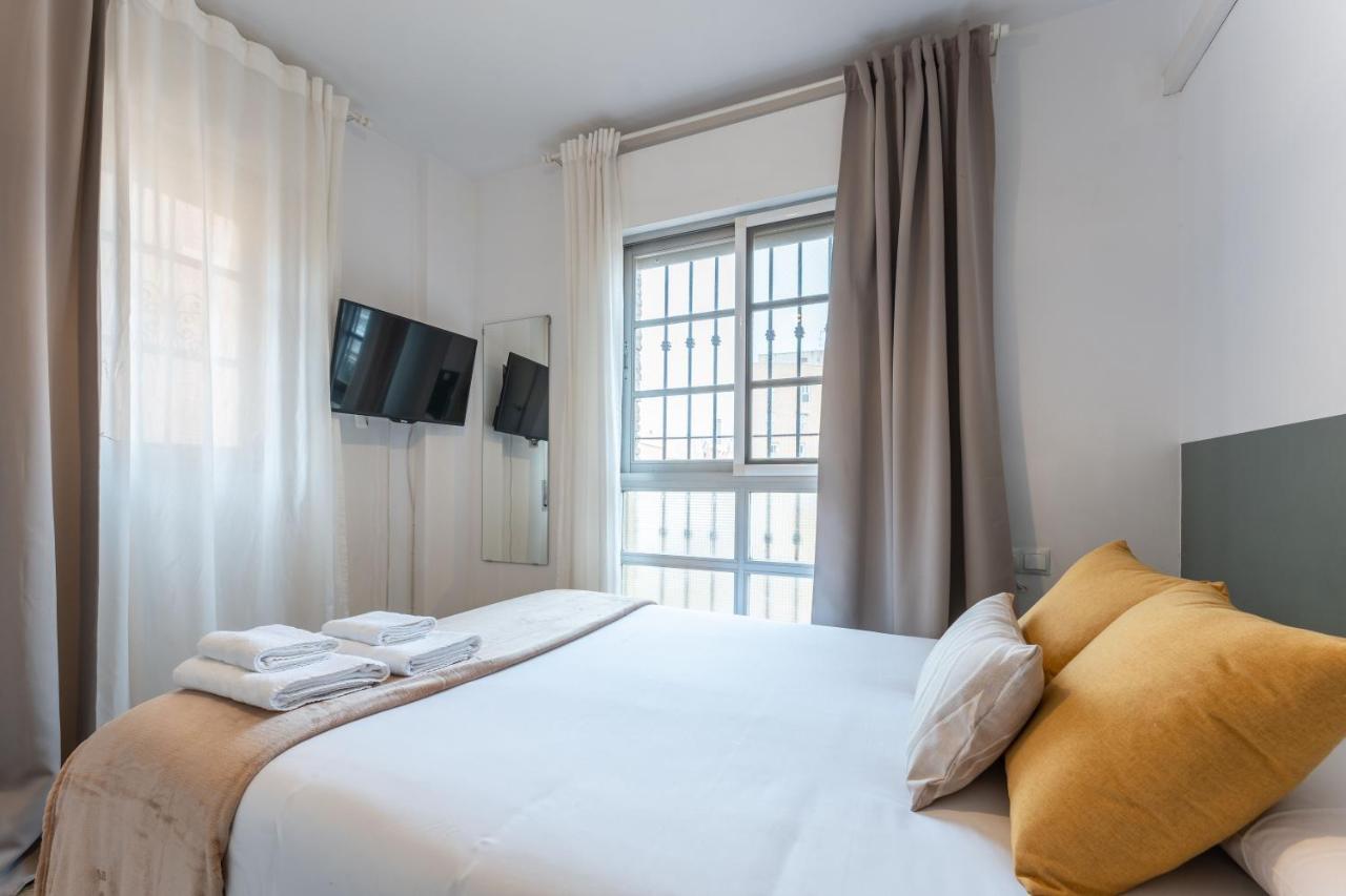 מאלגה Claveles Apartment By Bossh! Apartments מראה חיצוני תמונה